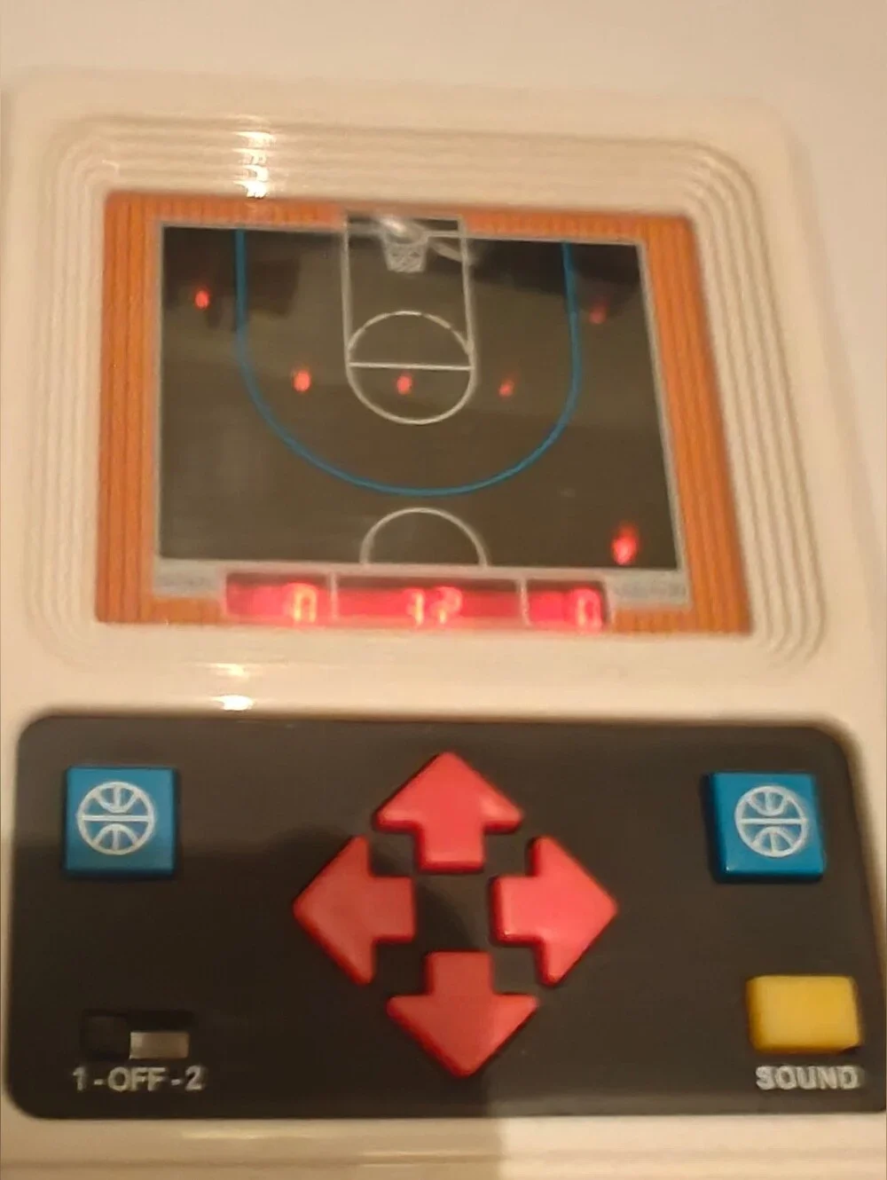 Vintage Retro Electronic Basketball Handheld Travel Sports Game Mattel